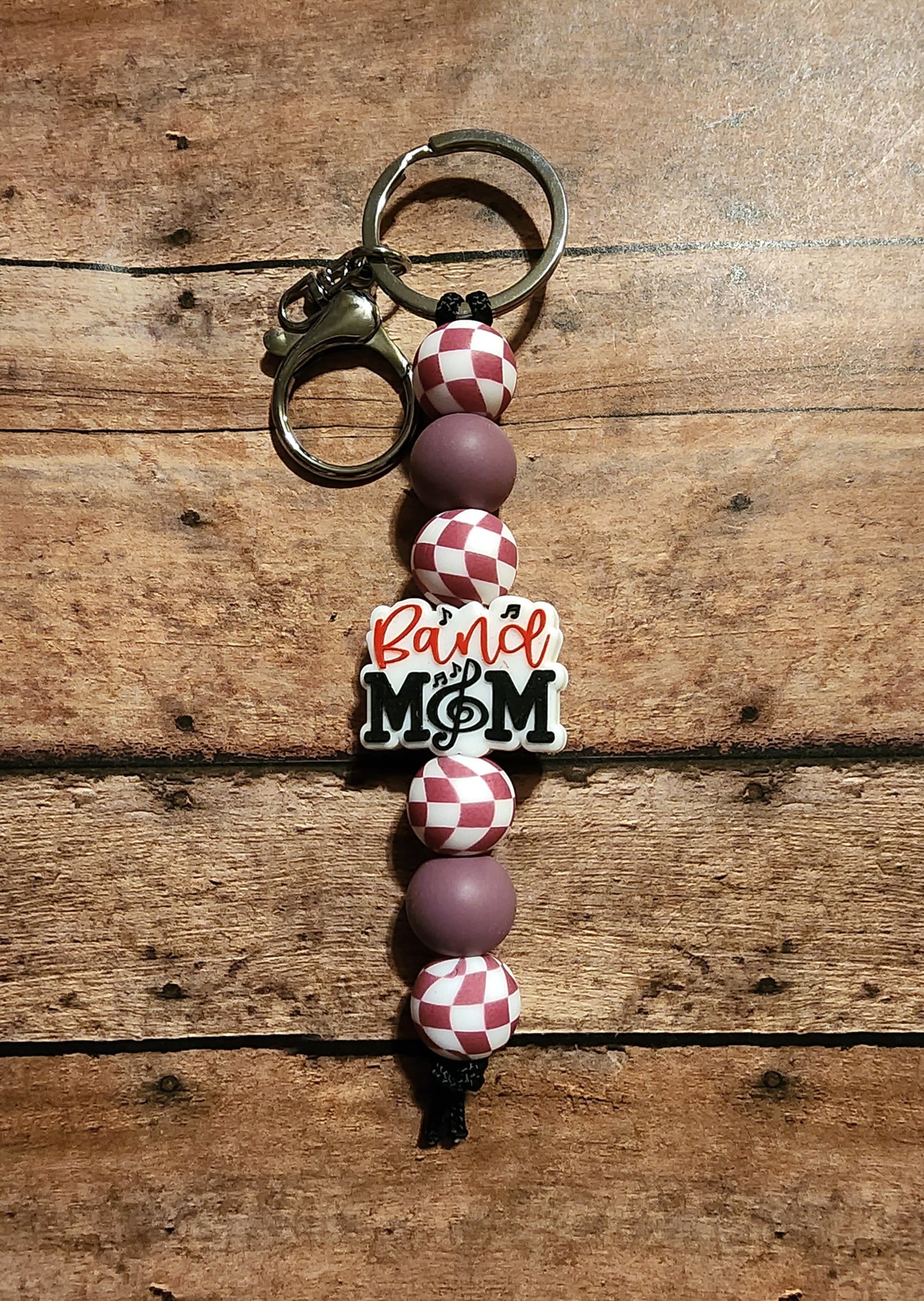 School Spirit Band Mom | Silicone Beaded Keychain