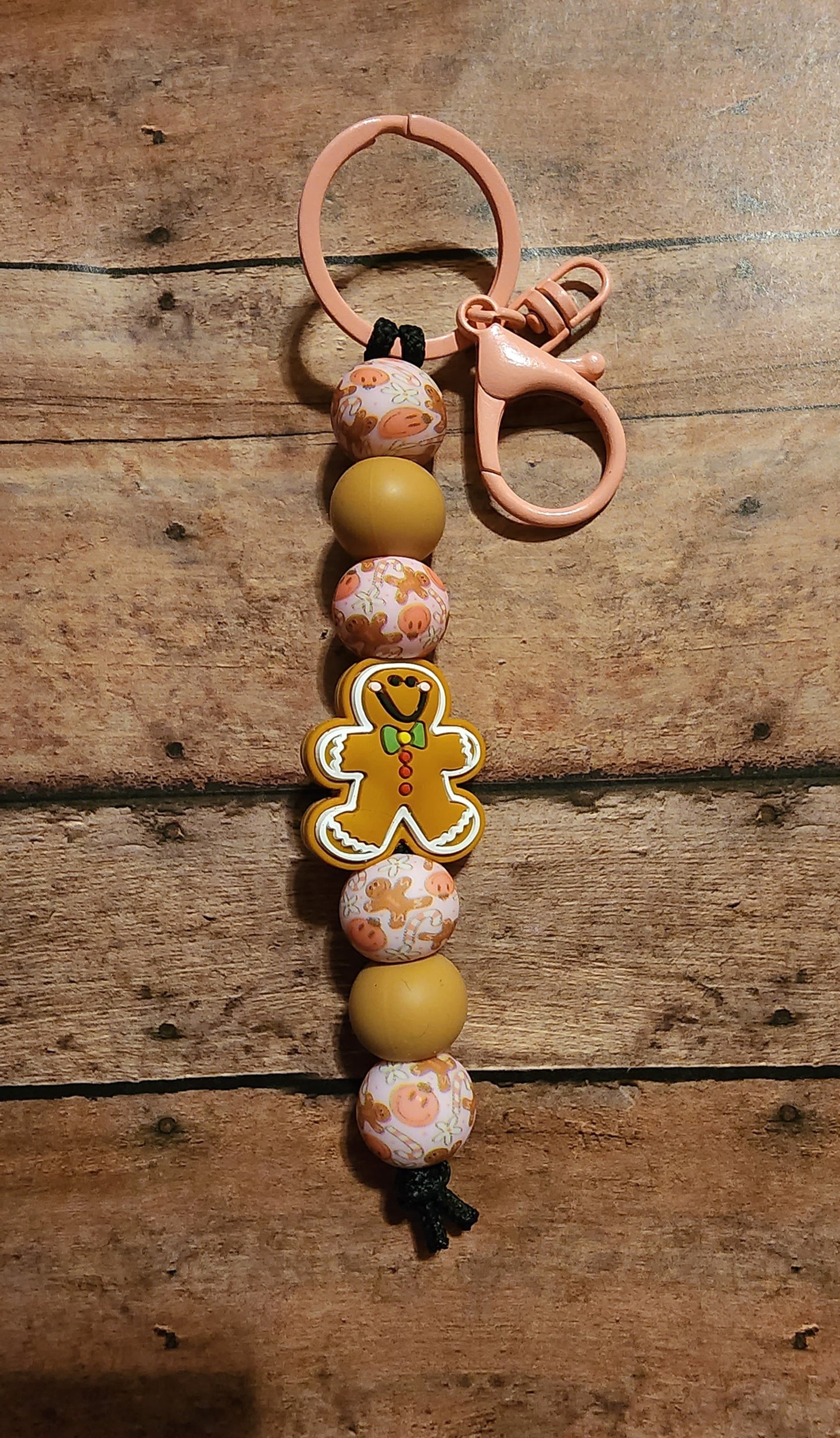 Gingerbread Smiles | Silicone Beaded Keychain