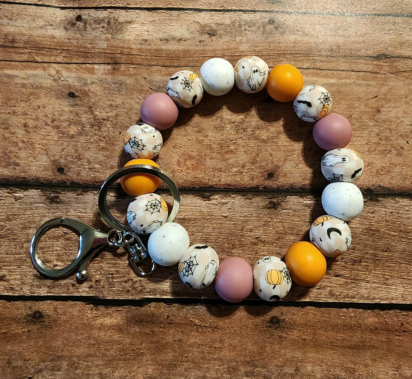 Spooky Checker | Silicone Beaded Wristlet Keychain