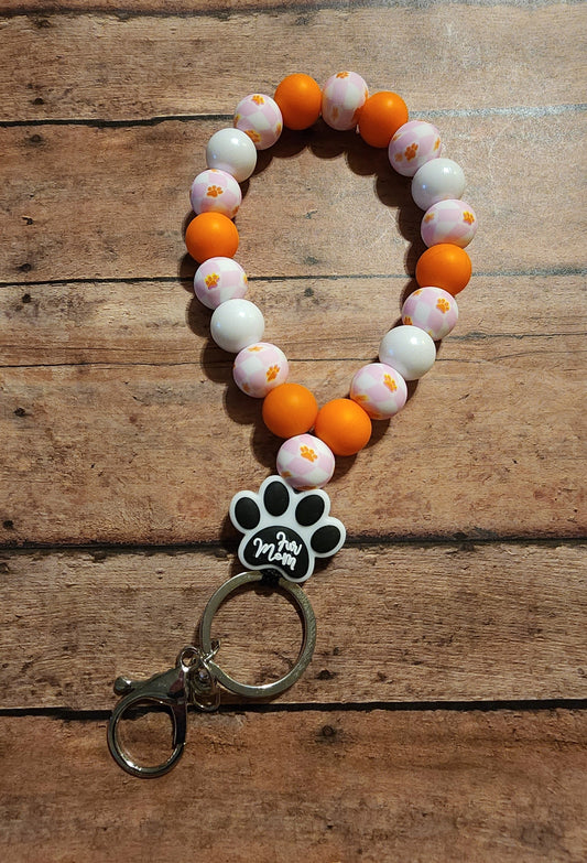 Fur Mom Checker | Silicone Beaded Teardrop Wristlet Keychain