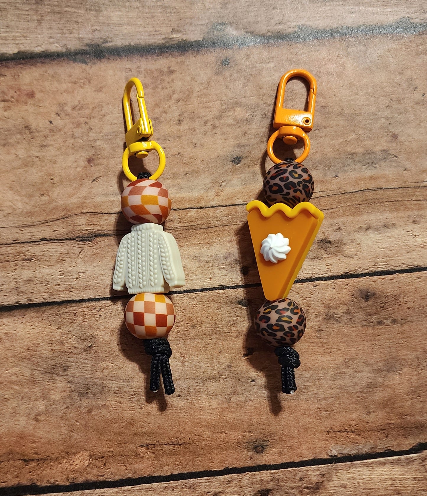 Fall | Silicone Beaded Zipper Pull Keychain