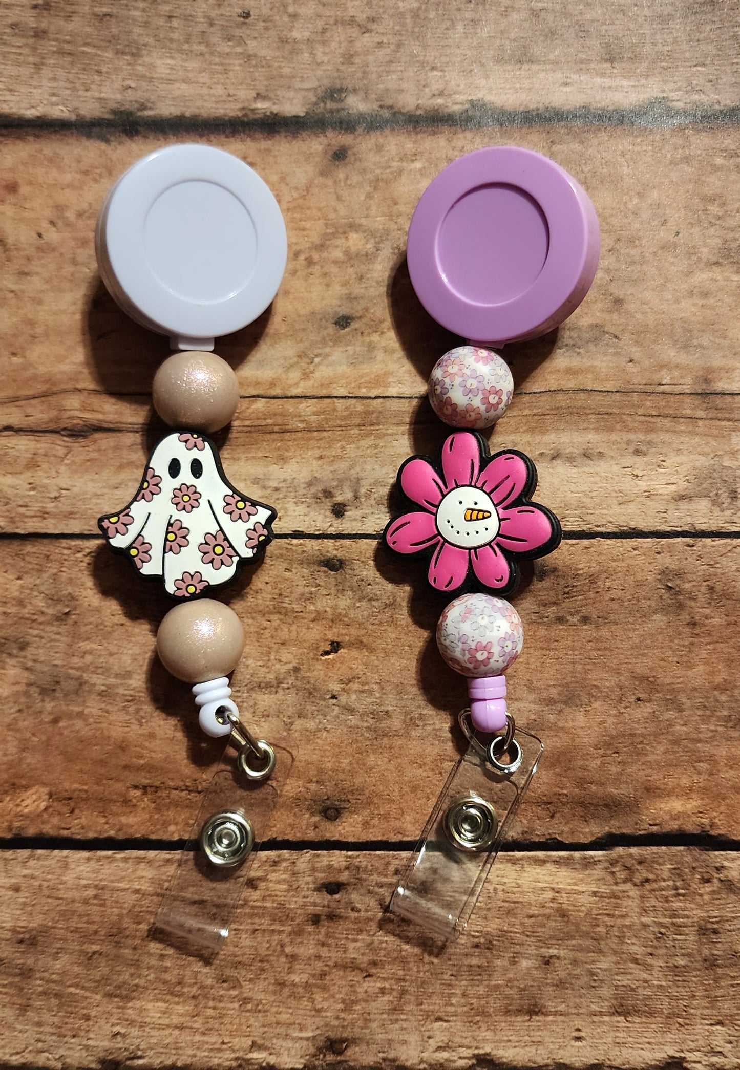 Floral Holiday | Silicone Beaded Badge Reel