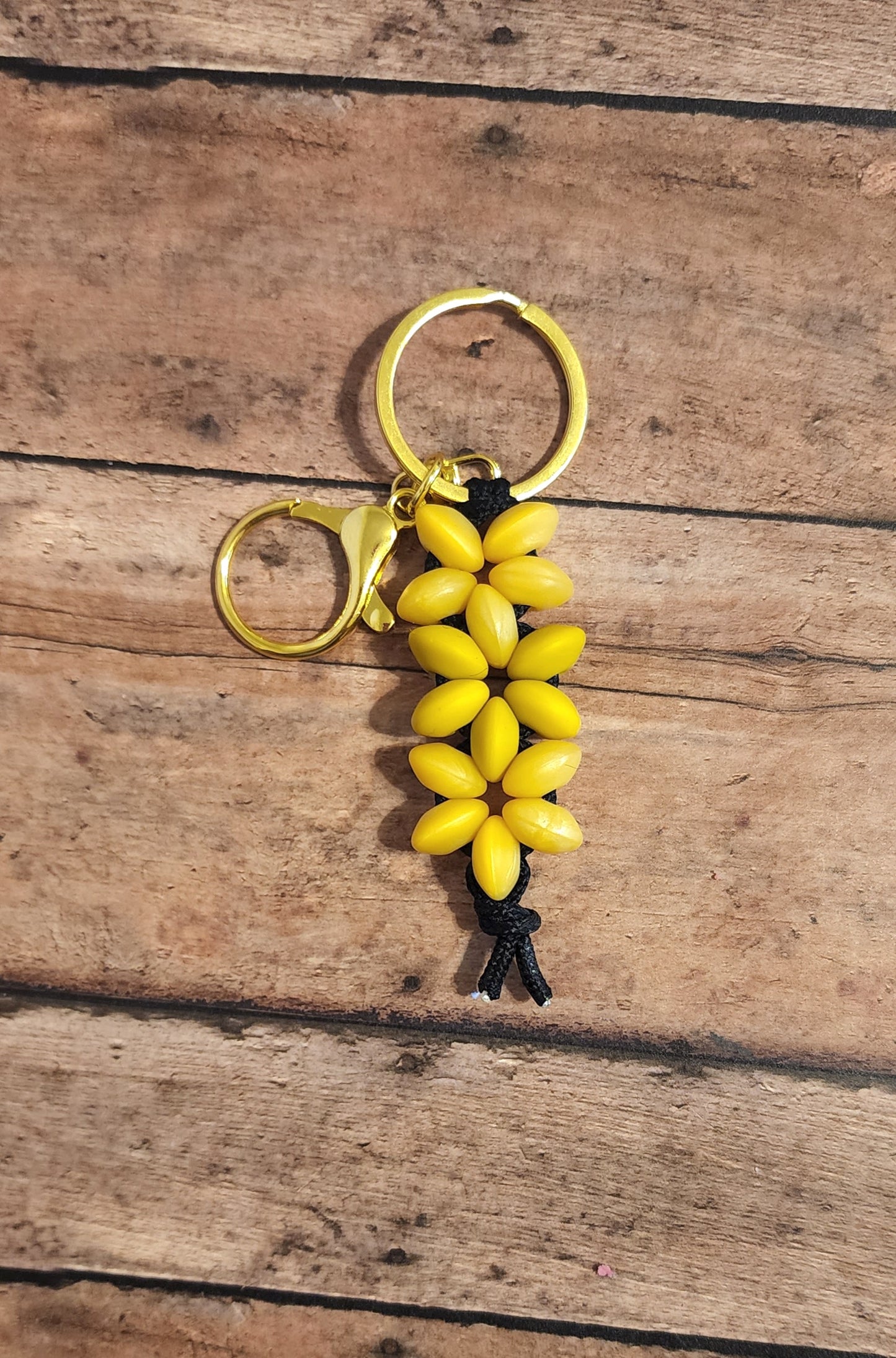 Yellow Silicone Bead Star Shaped Mini Keychain | Yellow Silicone Beaded Keychain | Sunshine Keychain